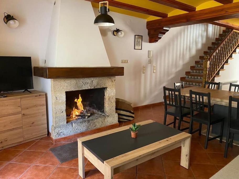 Casa Rural La Pena Mirambel  Extérieur photo